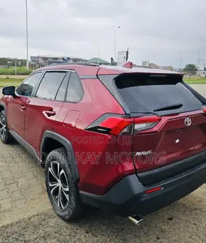 Toyota RAV4 LE AWD 2020 Red