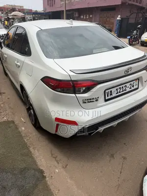 Toyota Corolla 2020 White