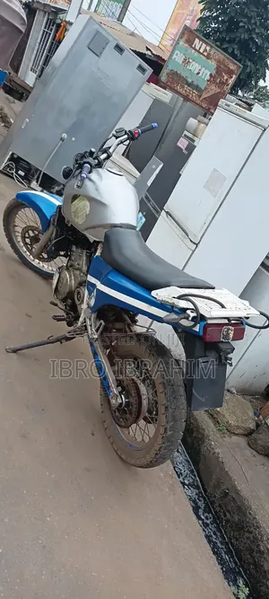 Suzuki 2019 Blue