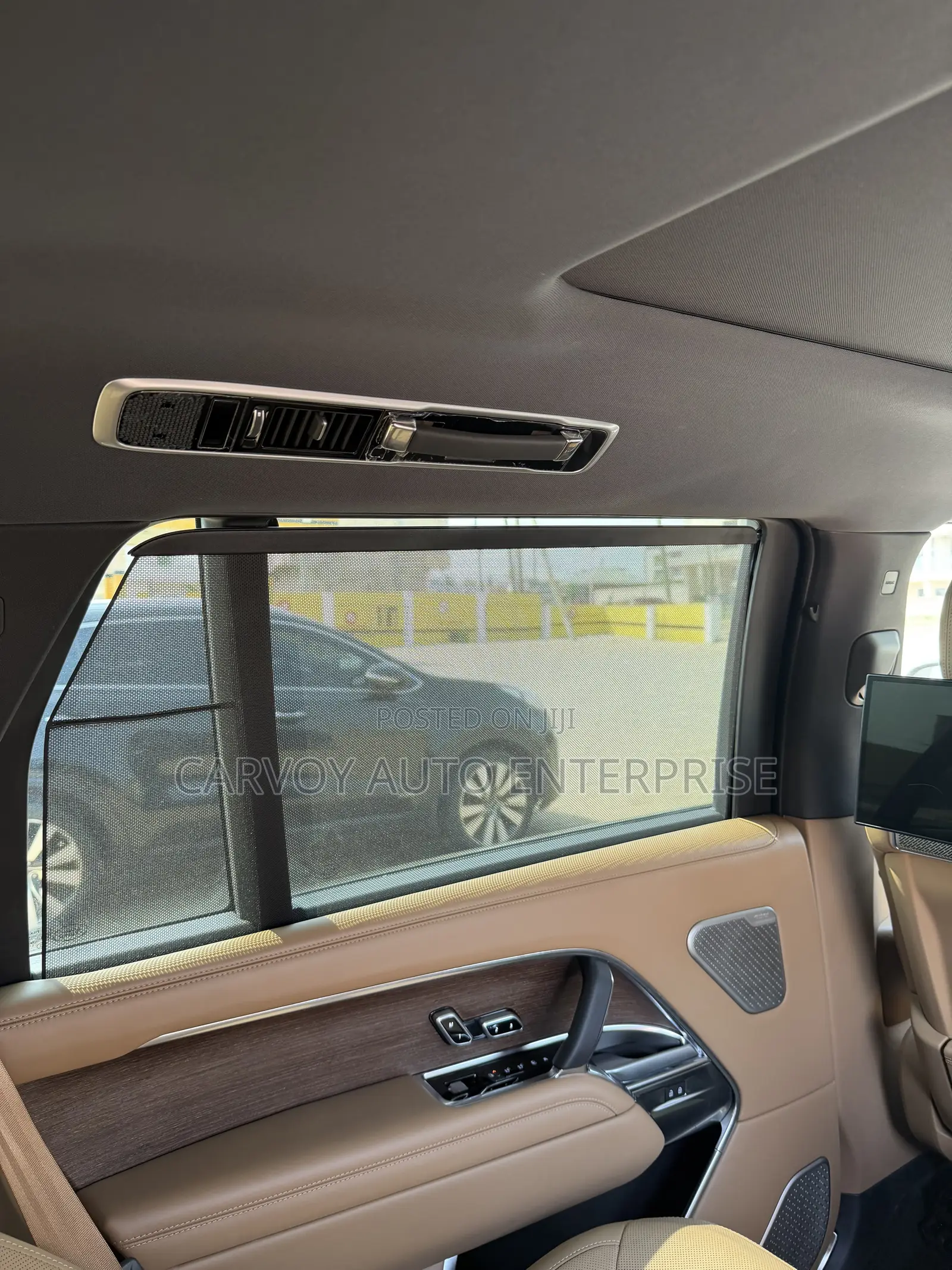 Land Rover Range Rover Autobiography 2024 Black