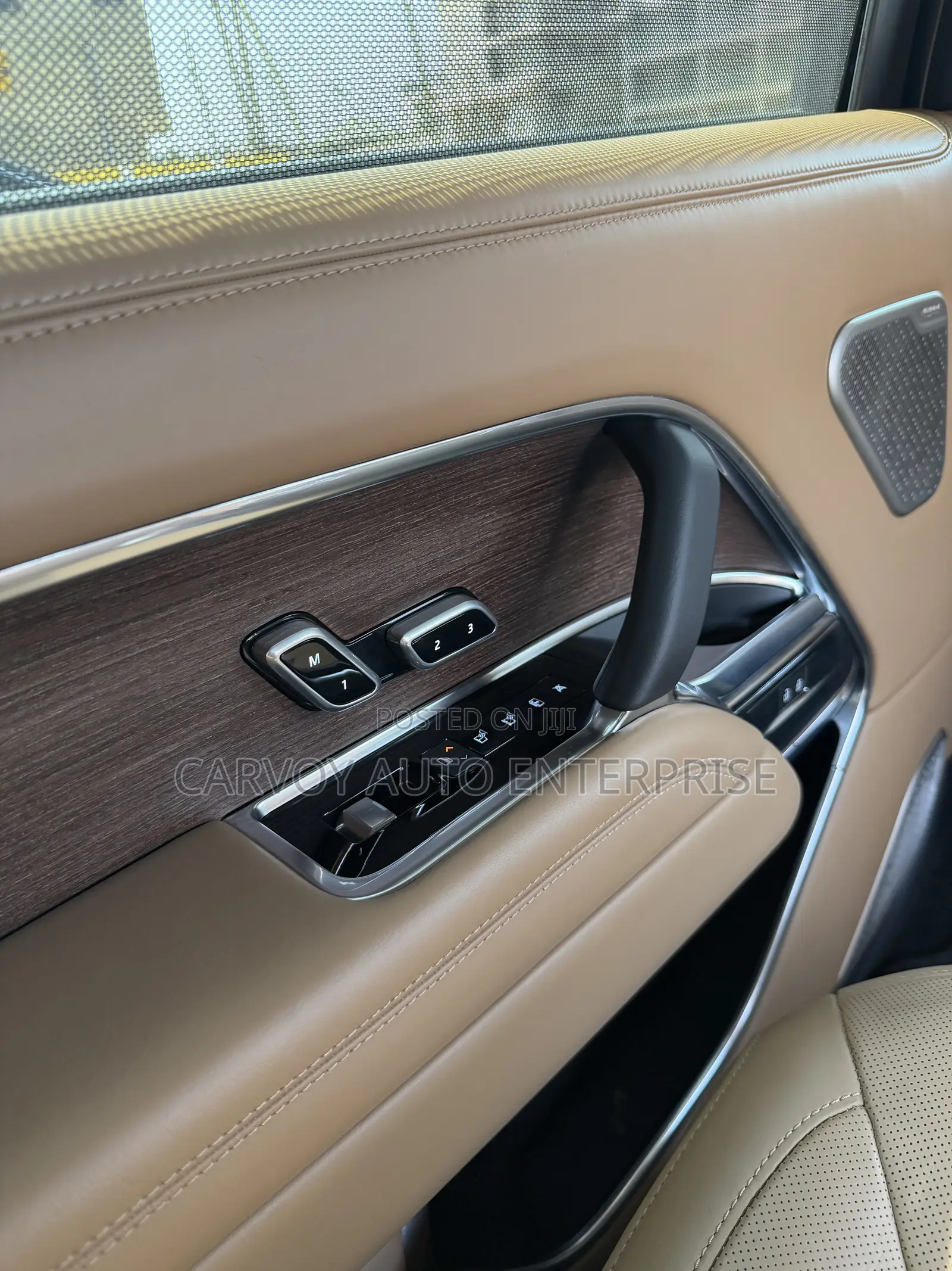 Land Rover Range Rover Autobiography 2024 Black