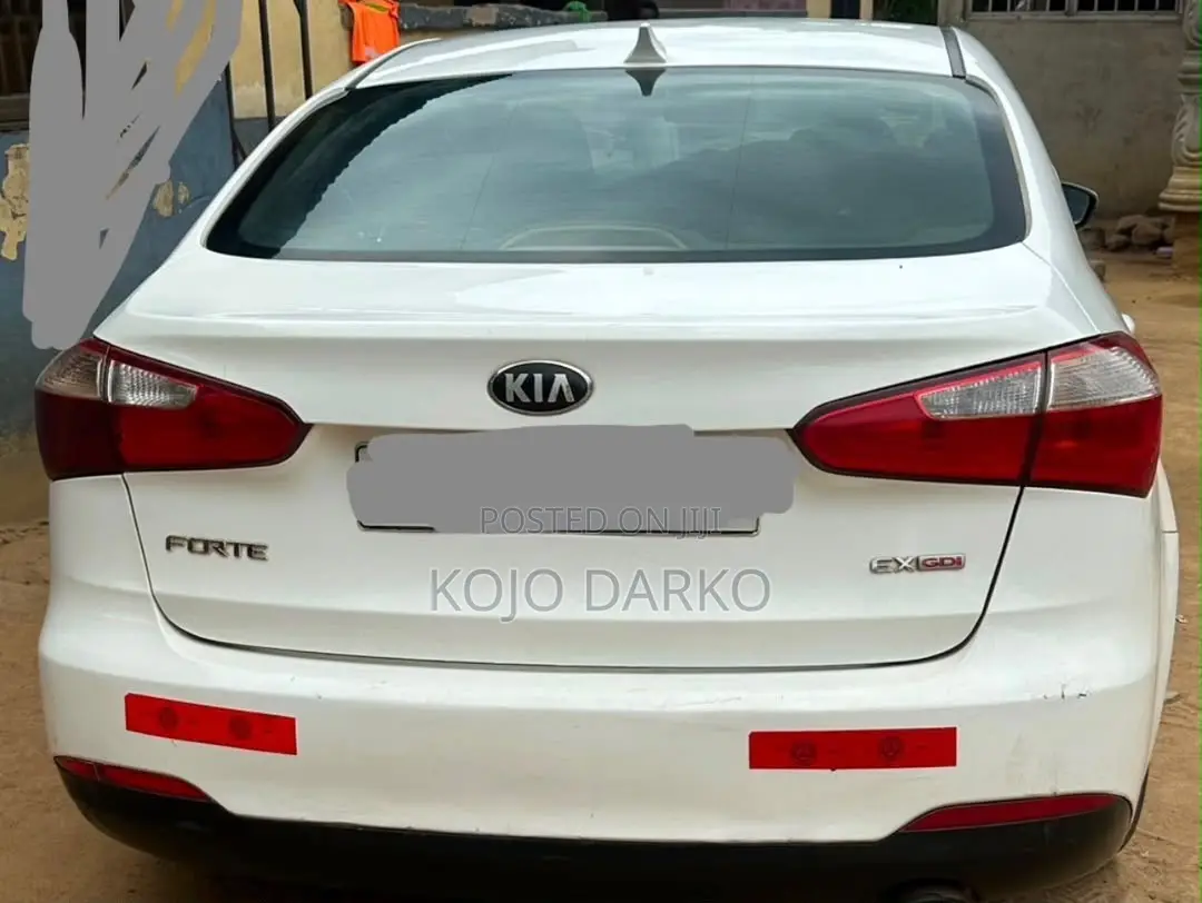 Kia Forte EX Sedan 2015 White