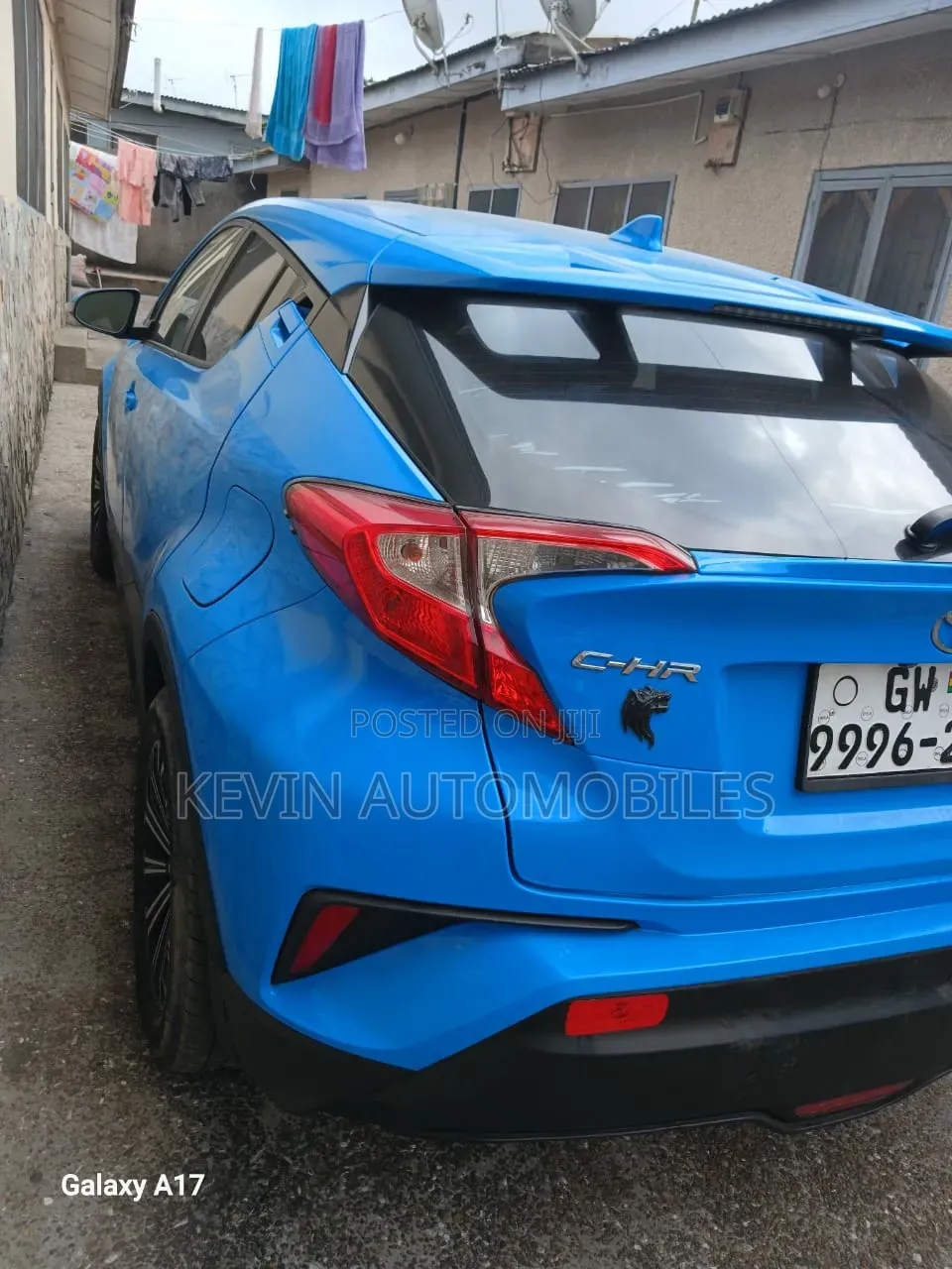 Toyota C-HR 2019 Blue