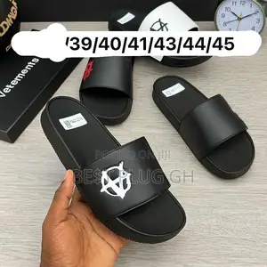 Gucci Slides