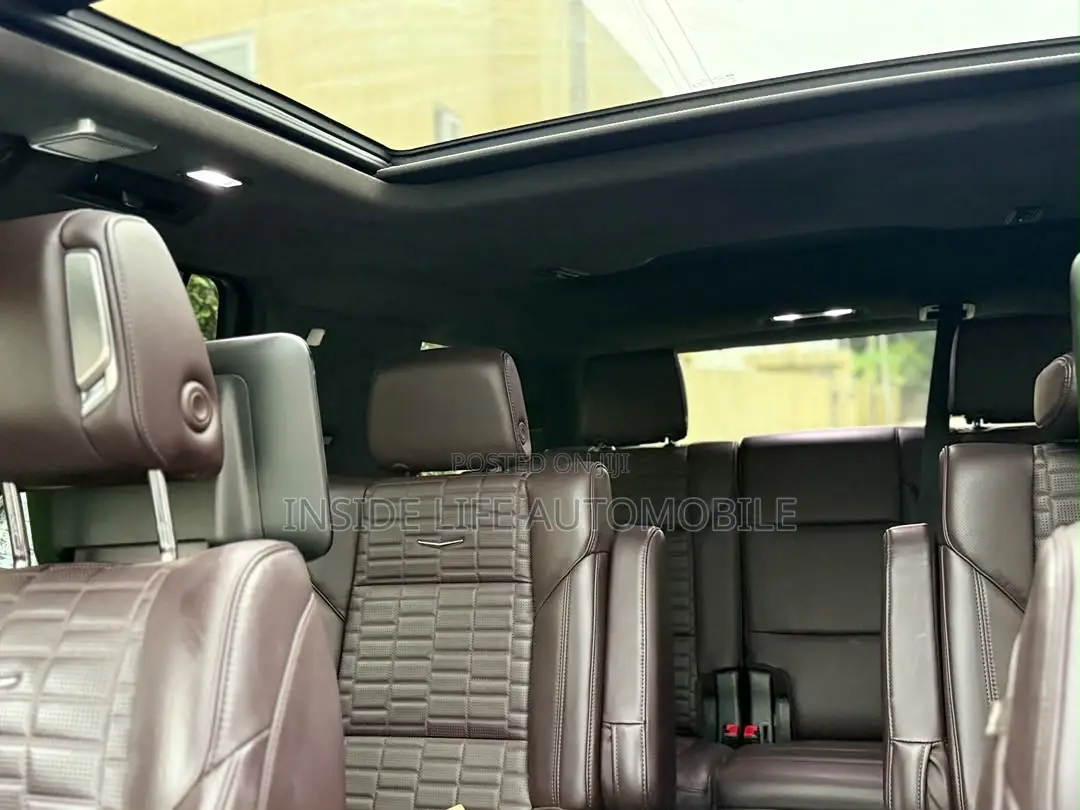 Cadillac Escalade 2023 White