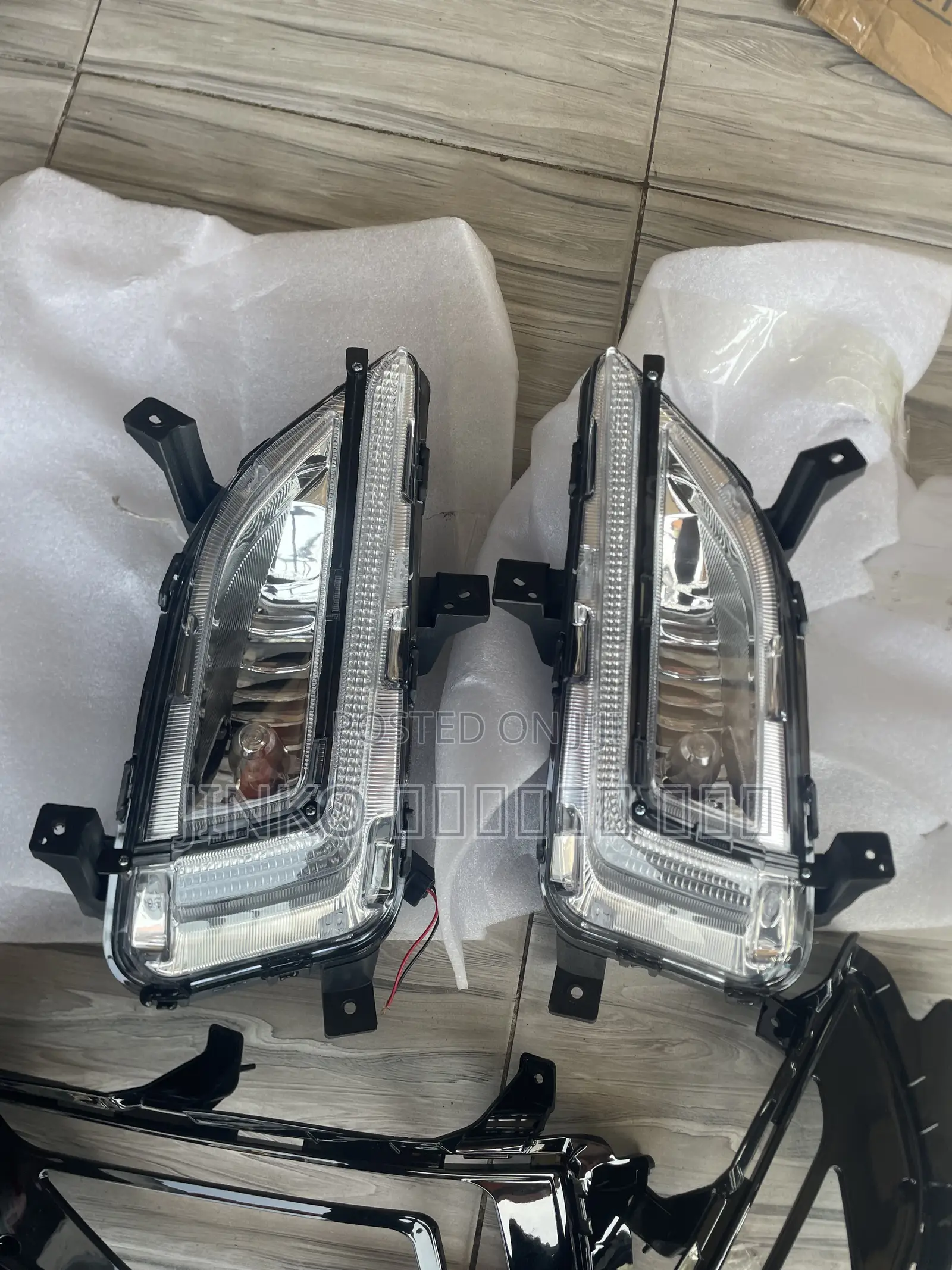 Hyundai Tucson 2019,2020,2021 Foglight and Covers Set