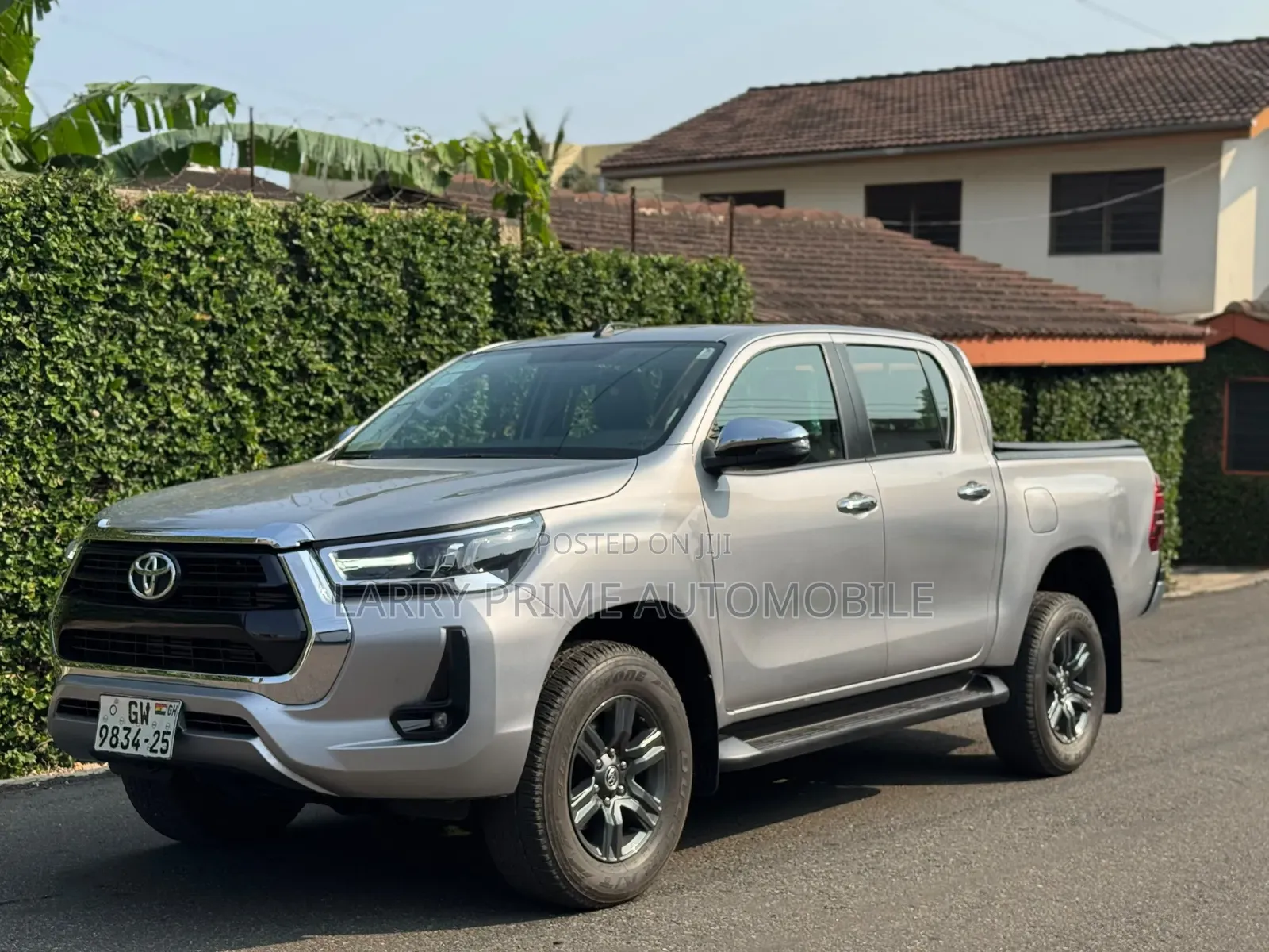 Toyota Hilux 2025 Gray