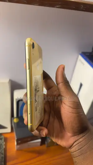 Apple iPhone XR 128 GB Yellow