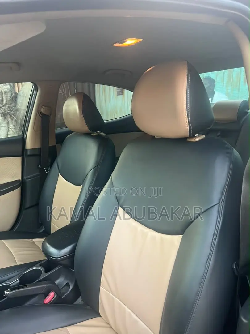 Hyundai Elantra GLS Sedan FWD (1.8L 4cyl 6A) 2013 Black