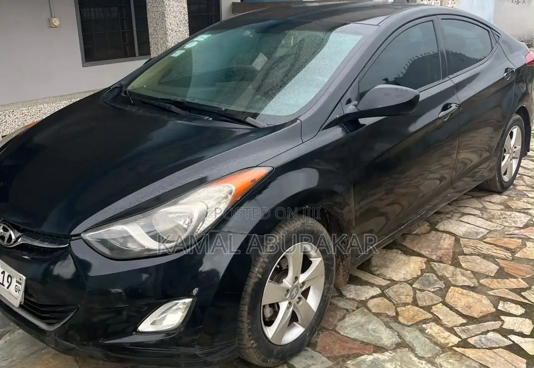 Hyundai Elantra GLS Sedan FWD (1.8L 4cyl 6A) 2013 Black