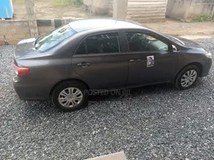 Toyota Corolla S 4dr Sedan (1.8L 4cyl 4A) 2011 Gray
