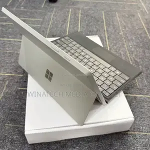Microsoft Surface 64 GB Gray