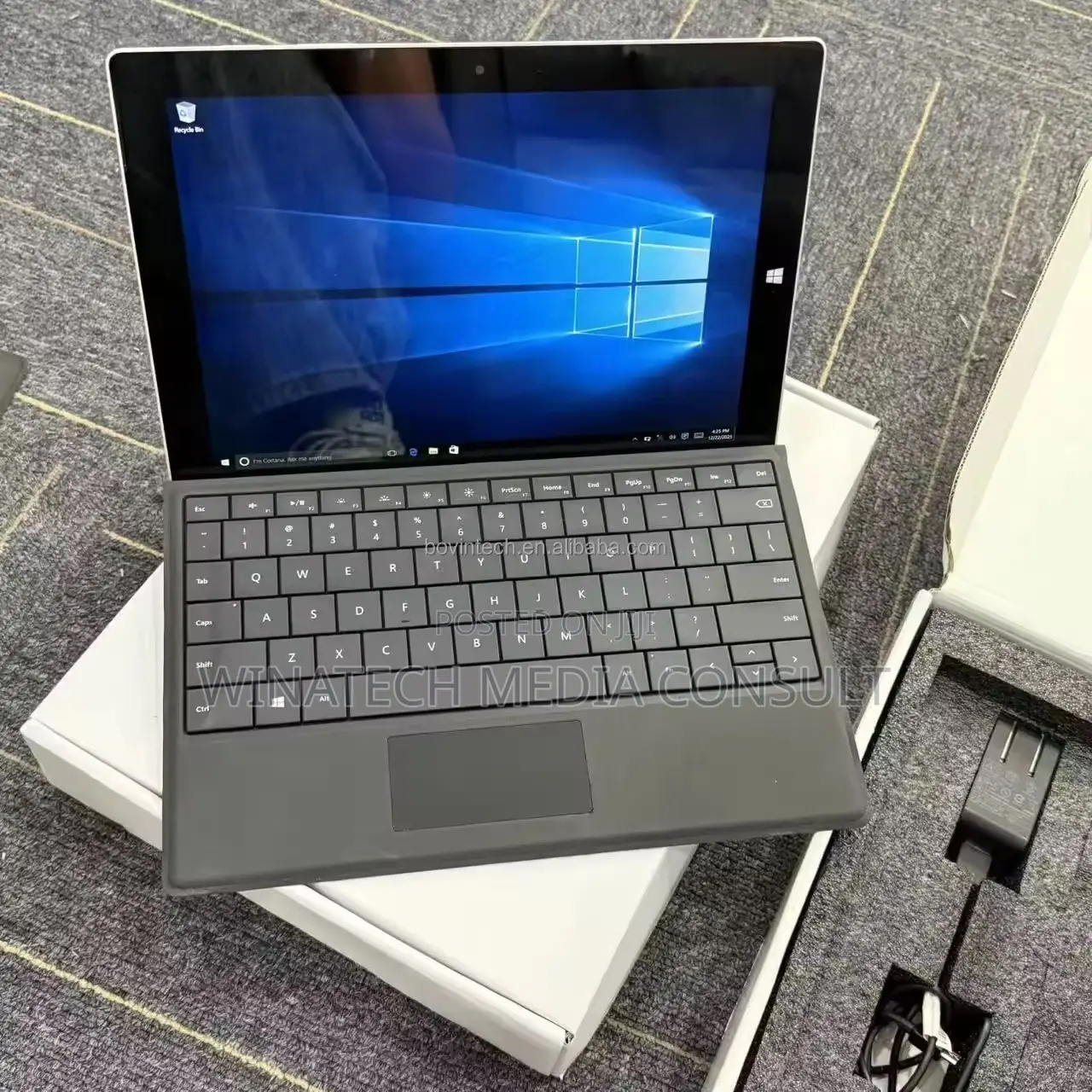 Microsoft Surface 64 GB Gray
