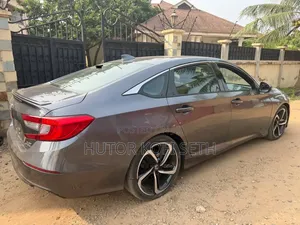 Honda Accord 2018 Gray