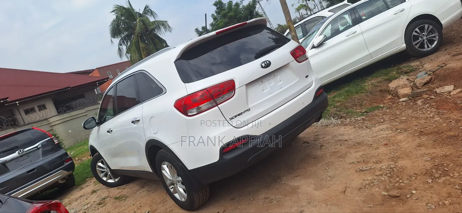 Kia Sorento 4dr SUV 2016 White