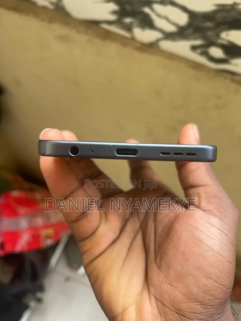 Tecno Spark 40 Pro 128 GB Black