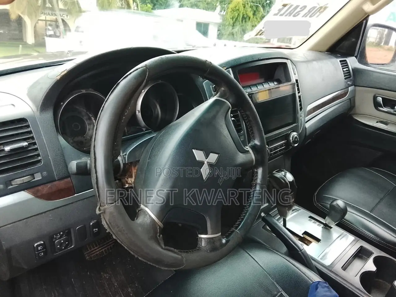 Mitsubishi Pajero 2015 Silver