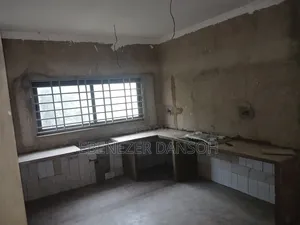 3bdrm Apartment in Bush Road Rasta, Tseaddo for rent
