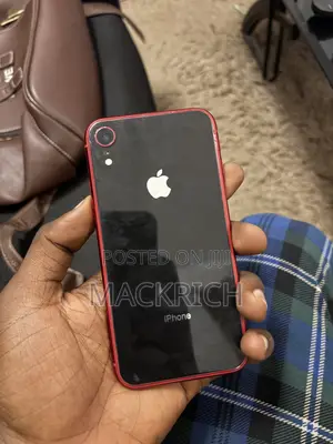 Apple iPhone XR 128 GB Red