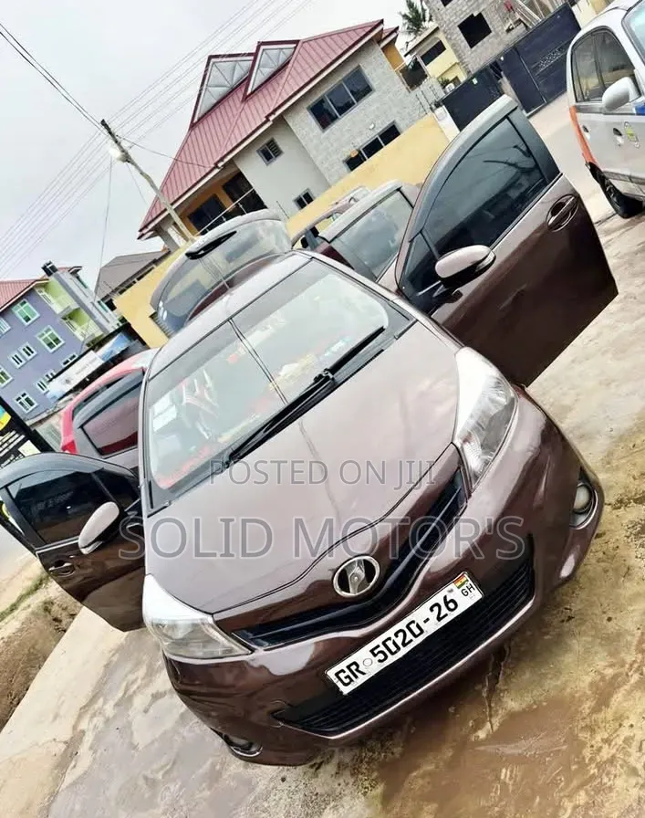 Toyota Vitz for Rent