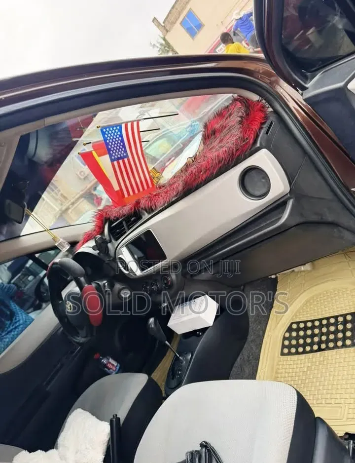 Toyota Vitz for Rent