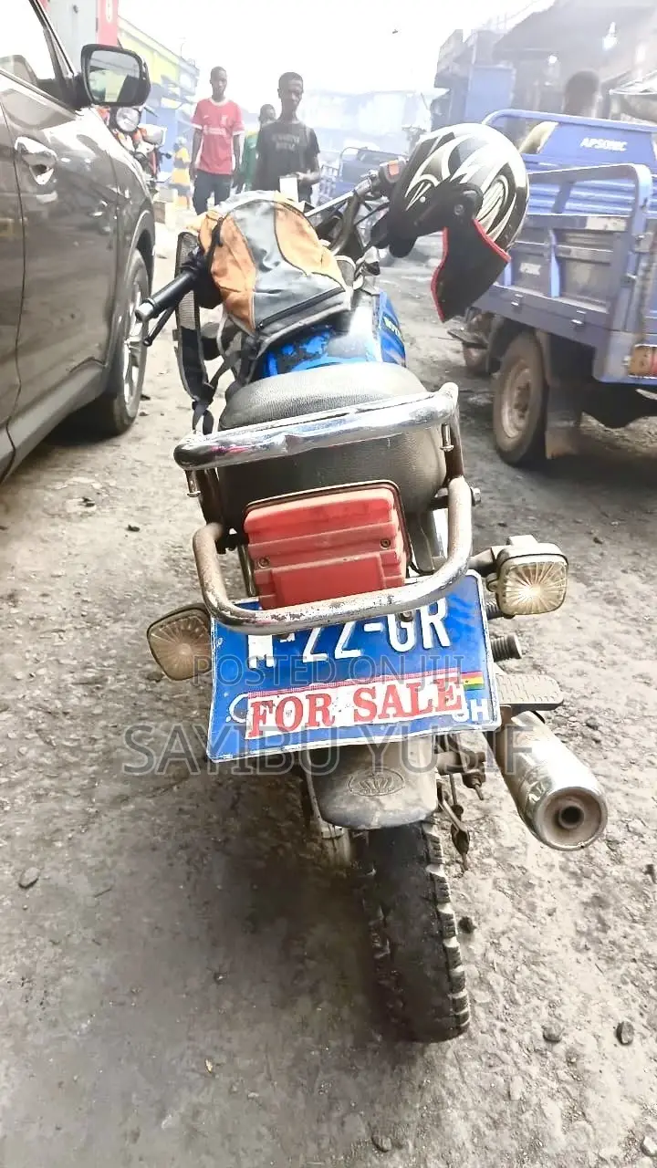 Royal Motorcycle 2022 Blue