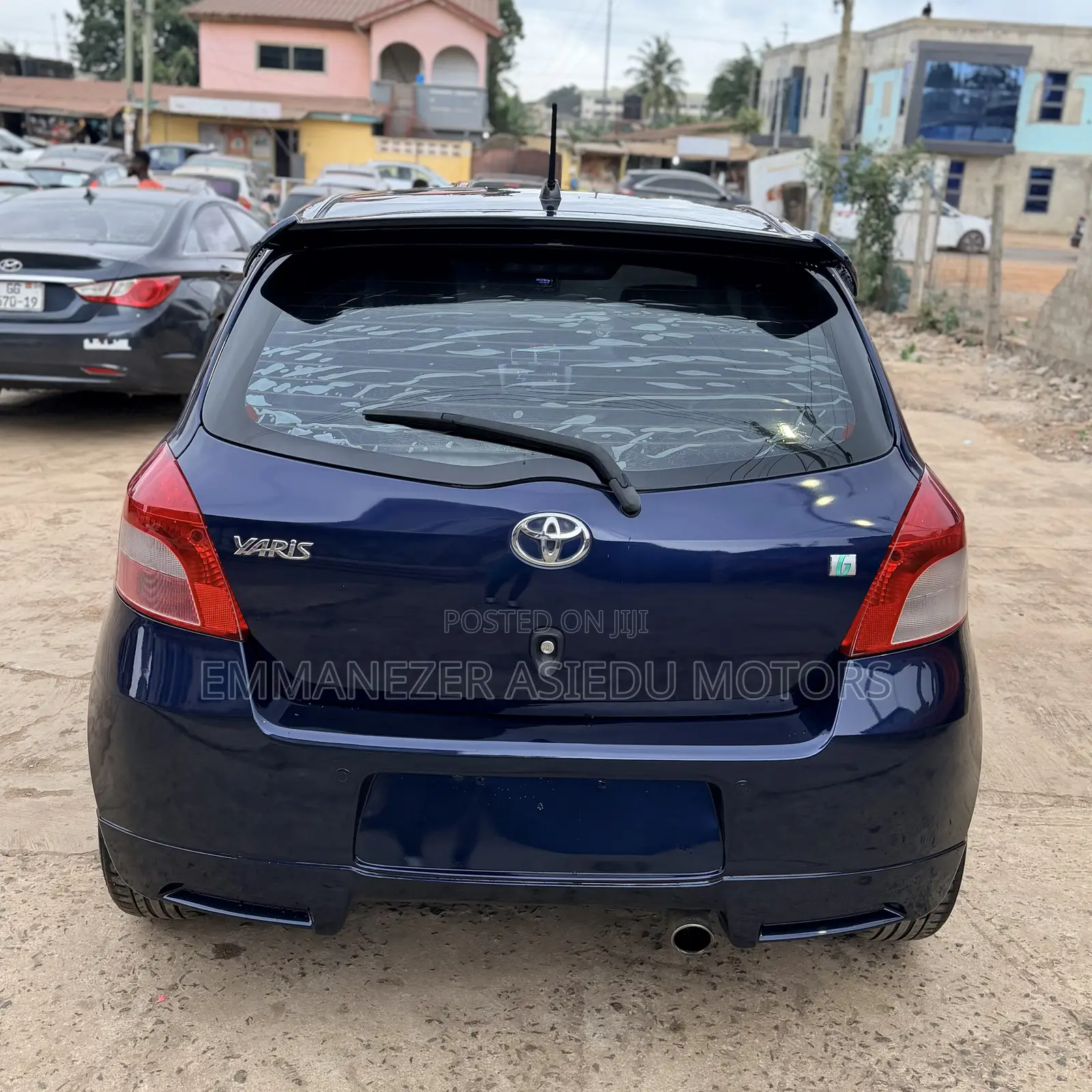 Toyota Yaris Base Hatchback 5dr 2010 Blue