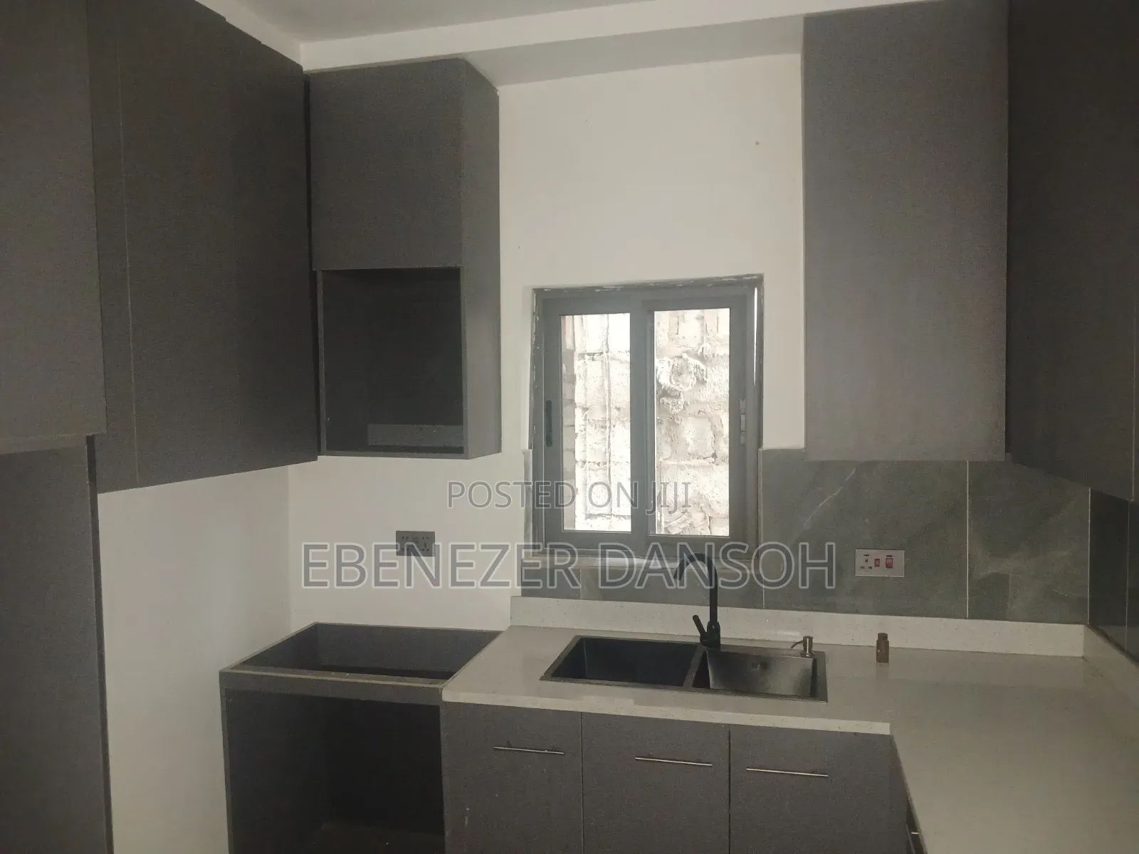 2bdrm Apartment in Bush Road, Tseaddo for rent