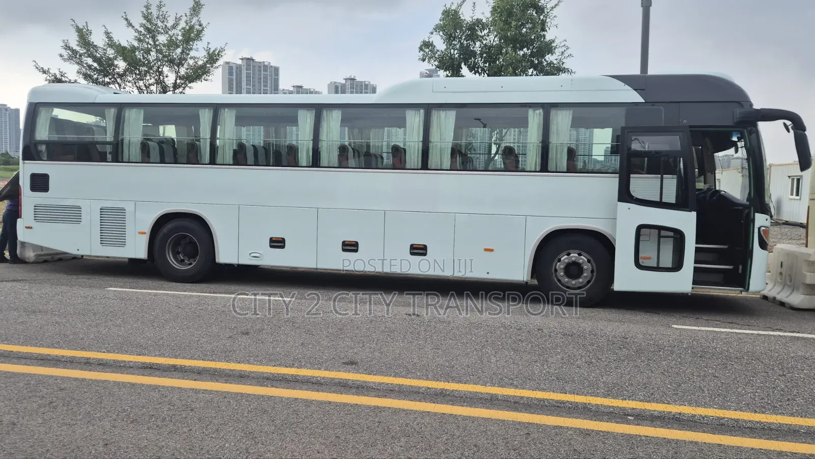 Kia Granbird 2016 White