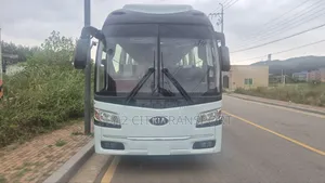 Kia Granbird 2016 White