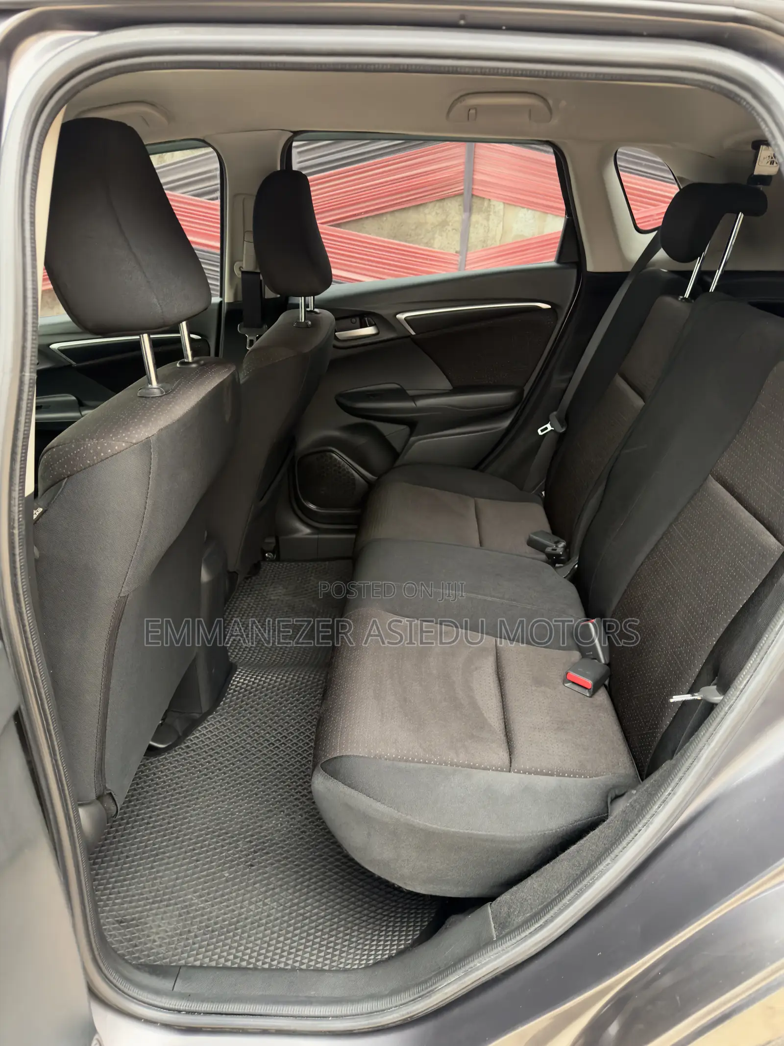 Honda Fit EX-L w/Navigation 4dr Hatchback (1.5L 4cyl CVT) 2015 Gray