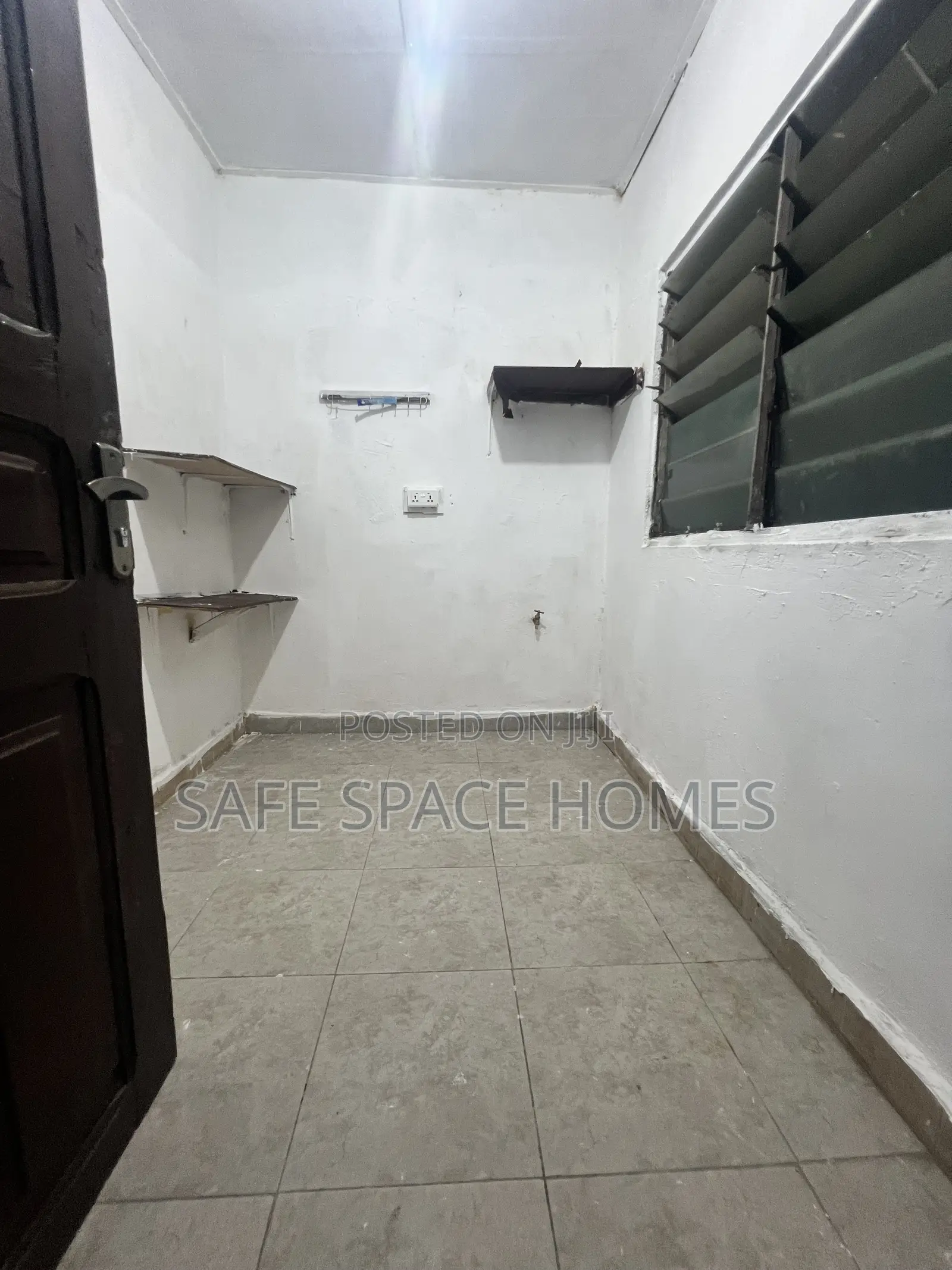1bdrm House in Trade Fair for rent