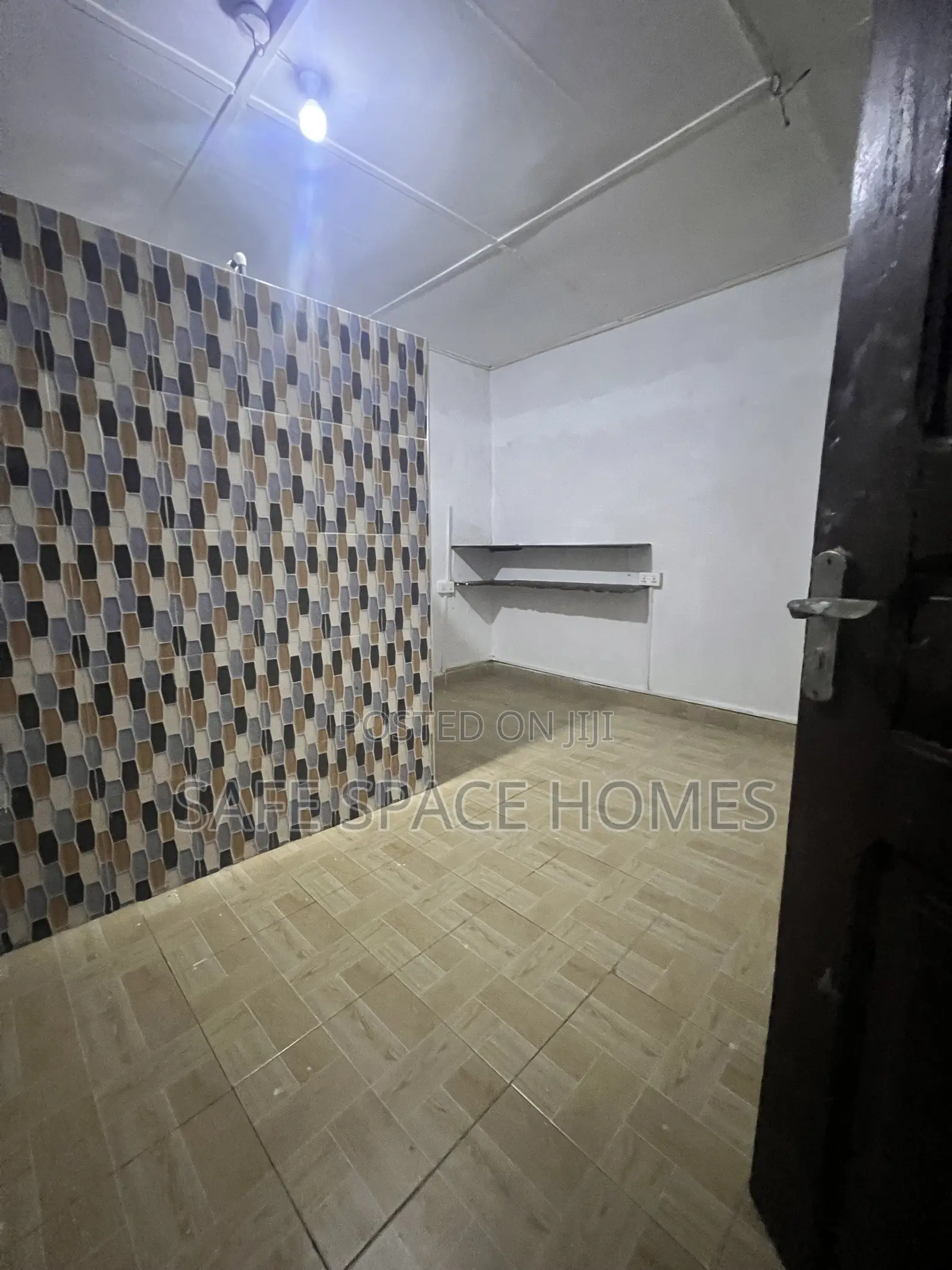 1bdrm House in Trade Fair for rent