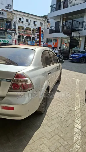 Chevrolet Aveo 2009 Silver