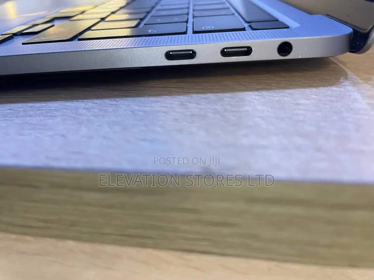 Laptop Apple MacBook Pro 2020 16GB Intel Core i7 SSD 512GB