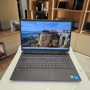 Laptop Dell G15 5511 16GB Intel Core i5 SSD 512GB