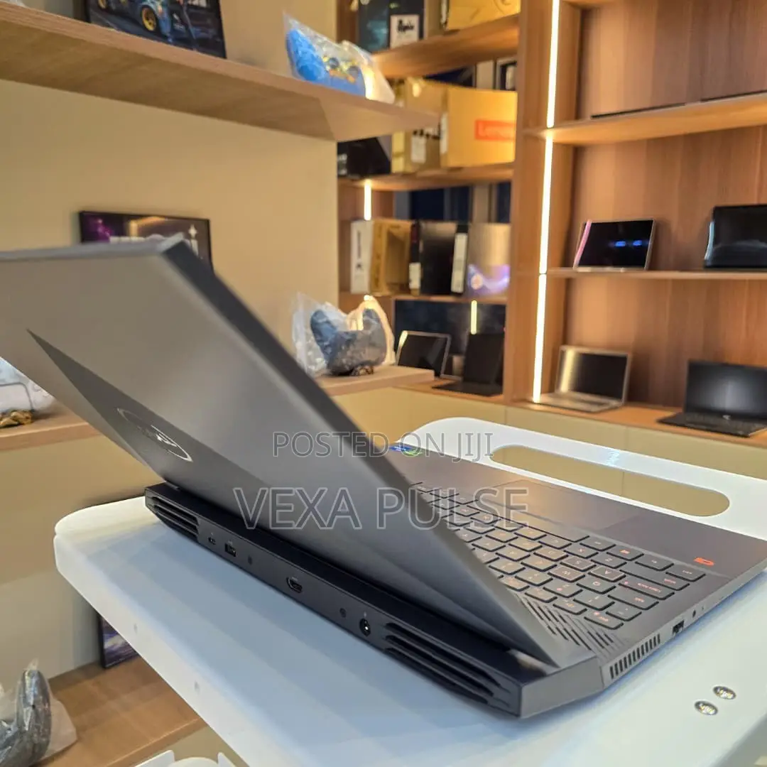 Laptop Dell G15 5511 16GB Intel Core i5 SSD 512GB