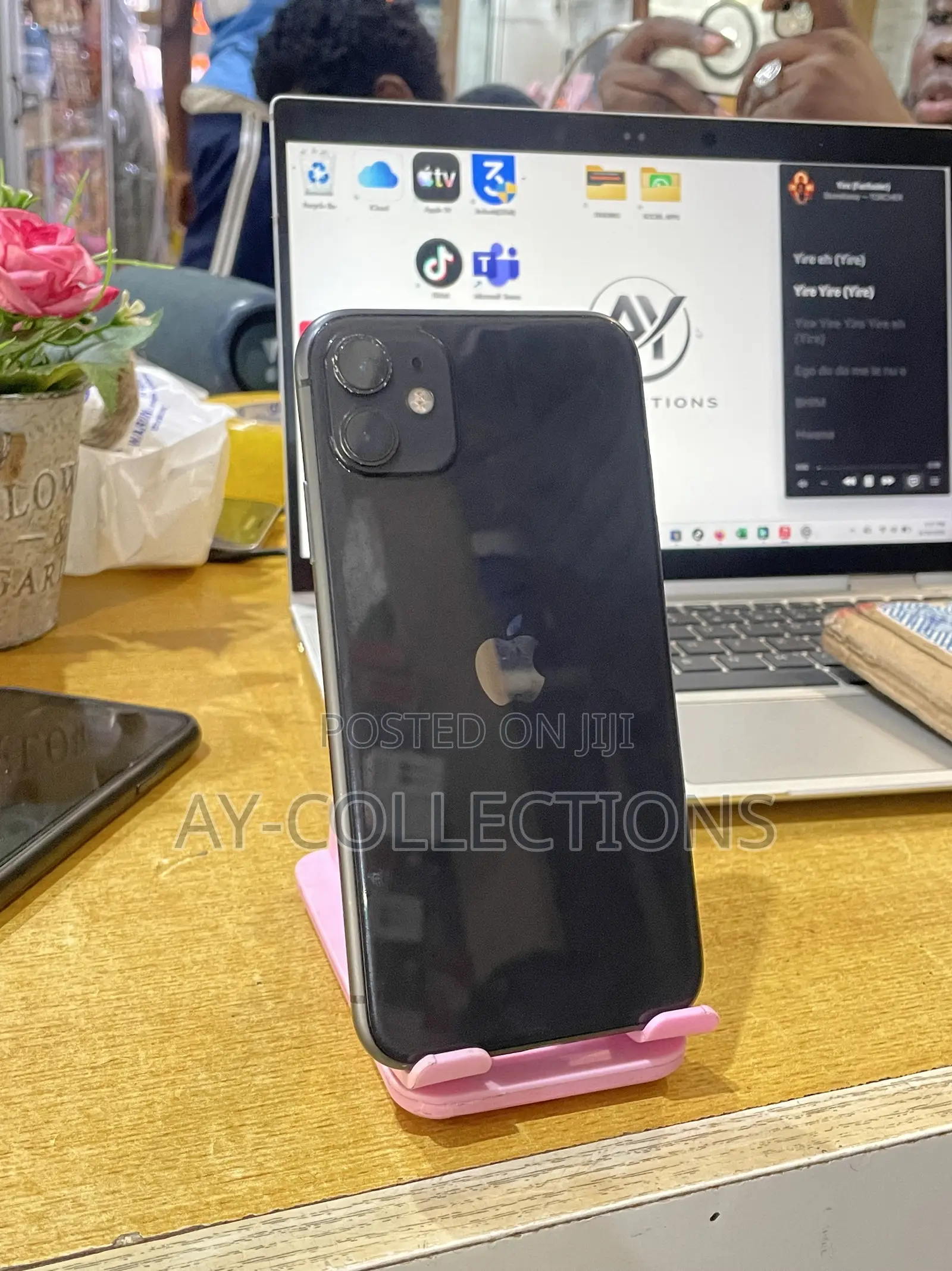 Apple iPhone 11 128 GB Black