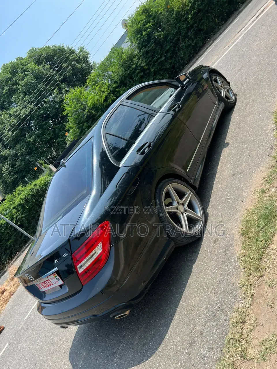 Mercedes-Benz C300 2014 Black