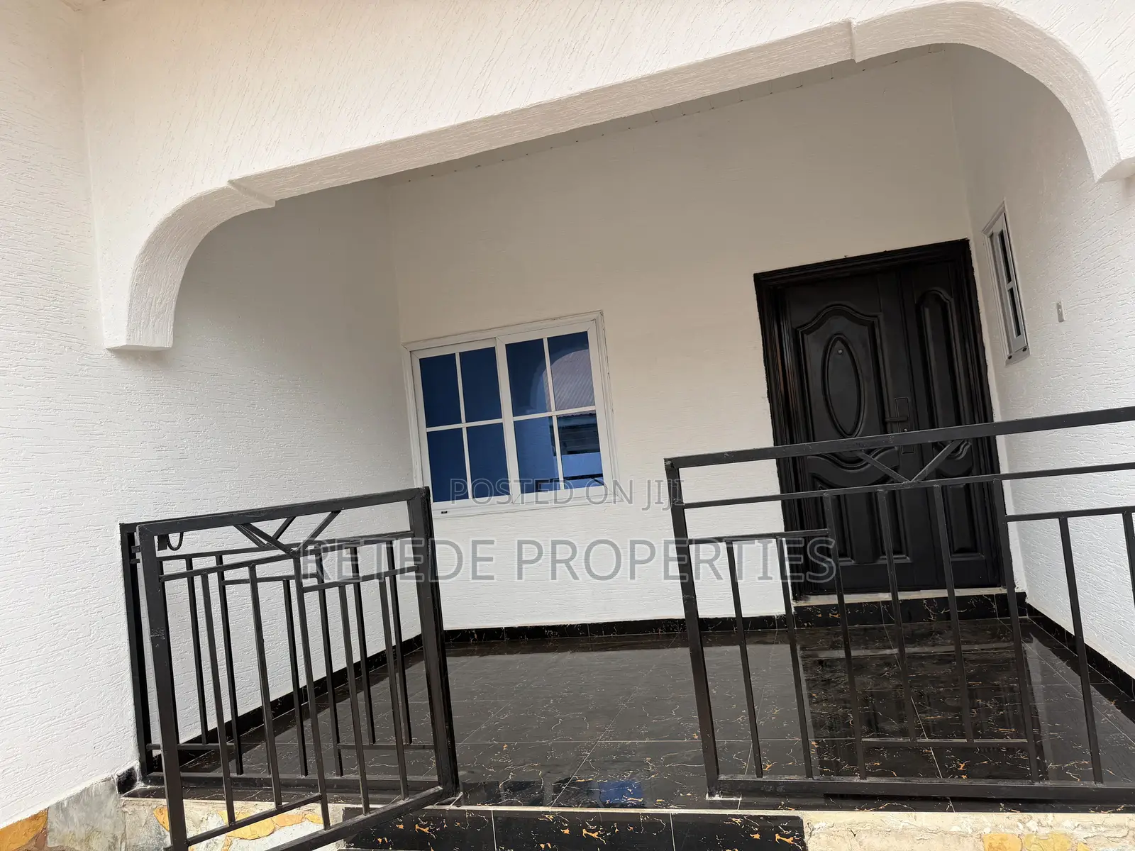 2bdrm Apartment in Retede Properties, Atwima Kwanwoma for rent