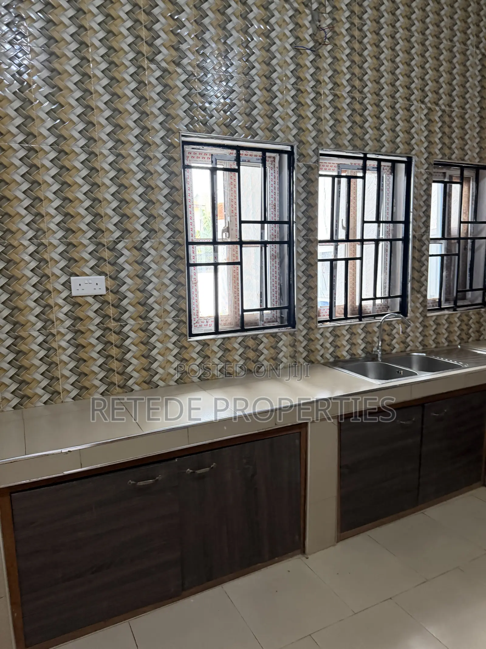 2bdrm Apartment in Retede Properties, Atwima Kwanwoma for rent