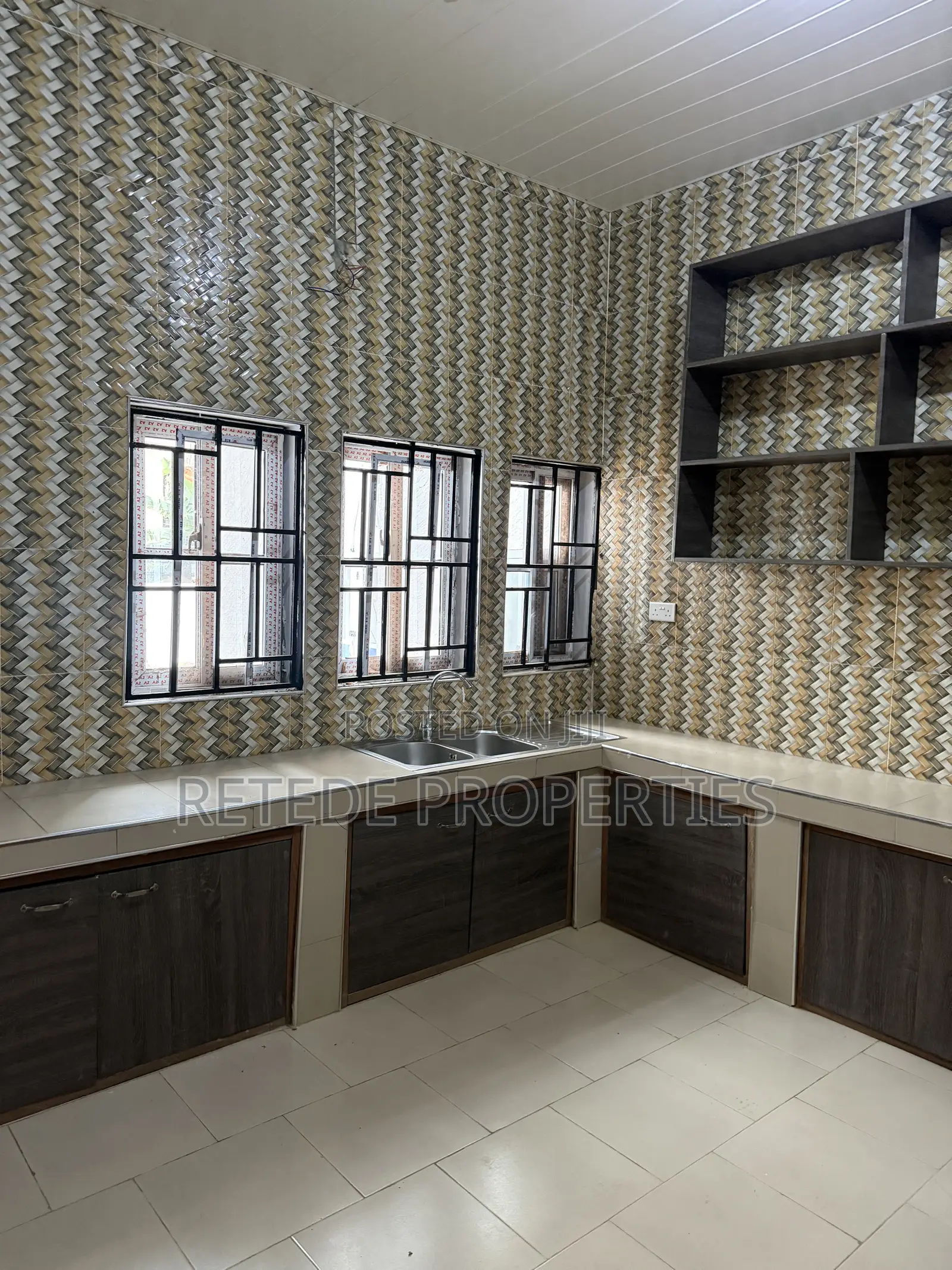 2bdrm Apartment in Retede Properties, Atwima Kwanwoma for rent