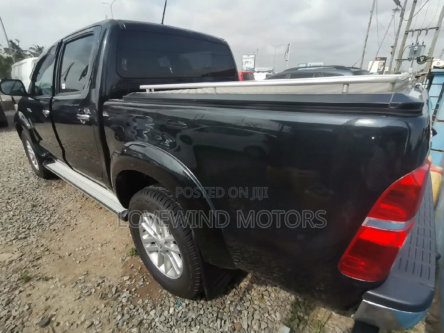 Toyota Hilux 2015 Black