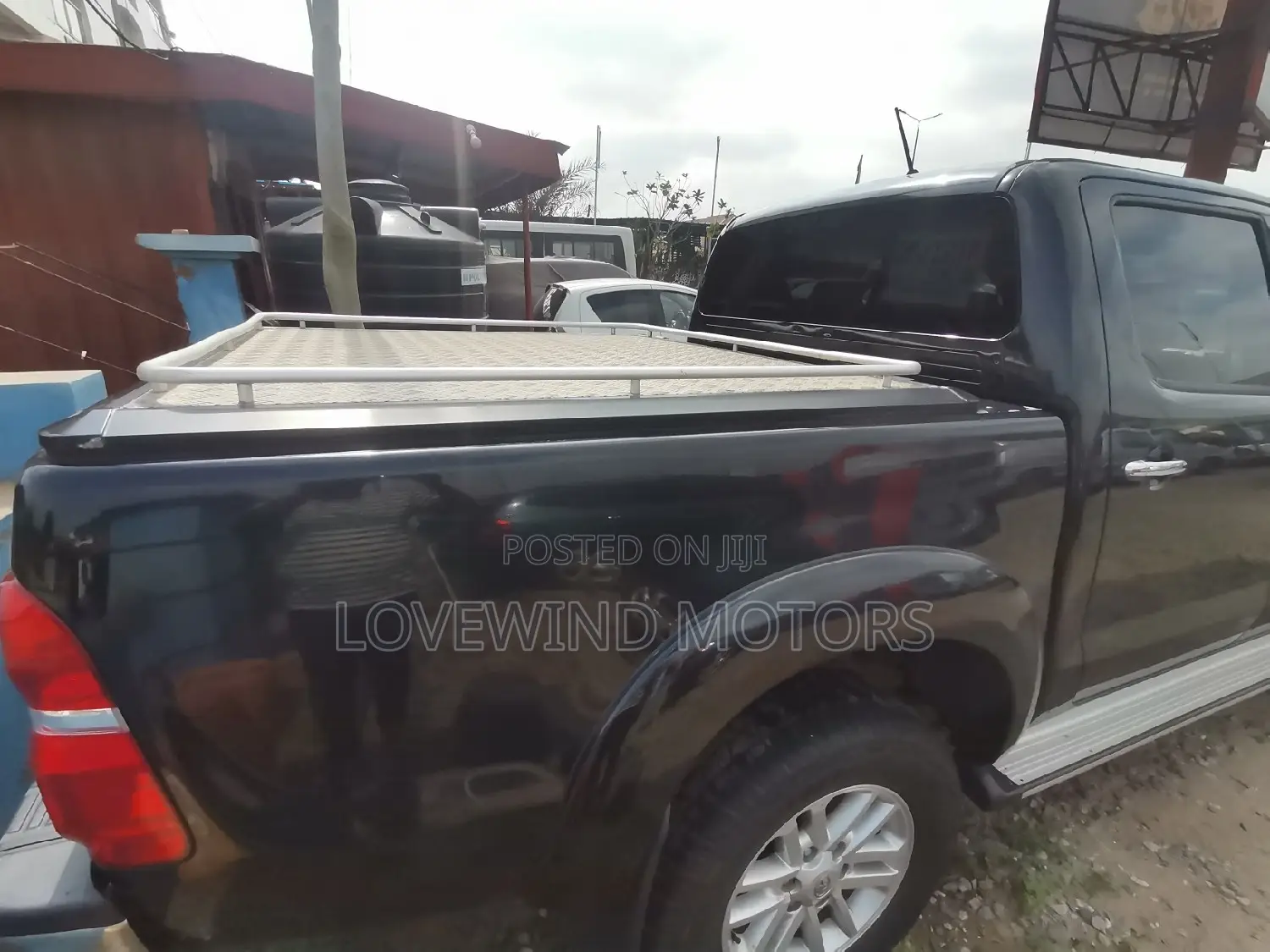 Toyota Hilux 2015 Black