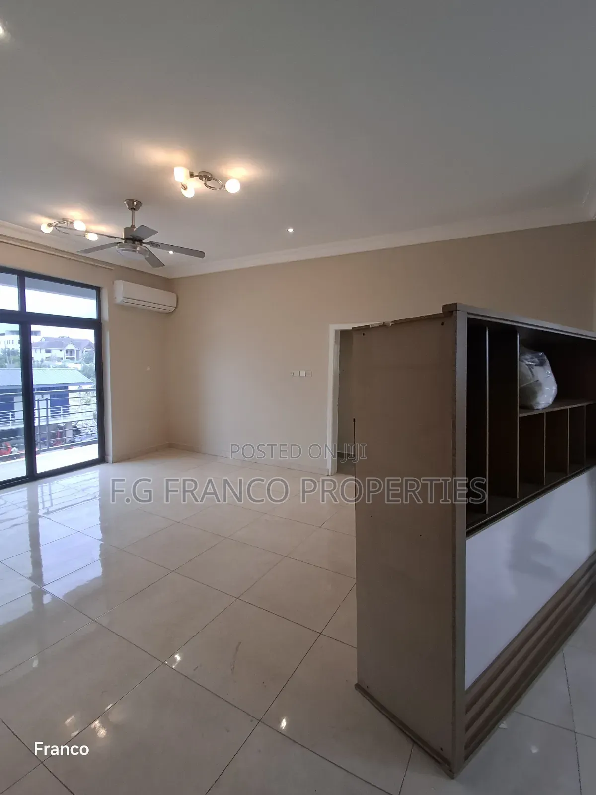 2bdrm Apartment in Kg. Franco, Airport Residential Area for rent