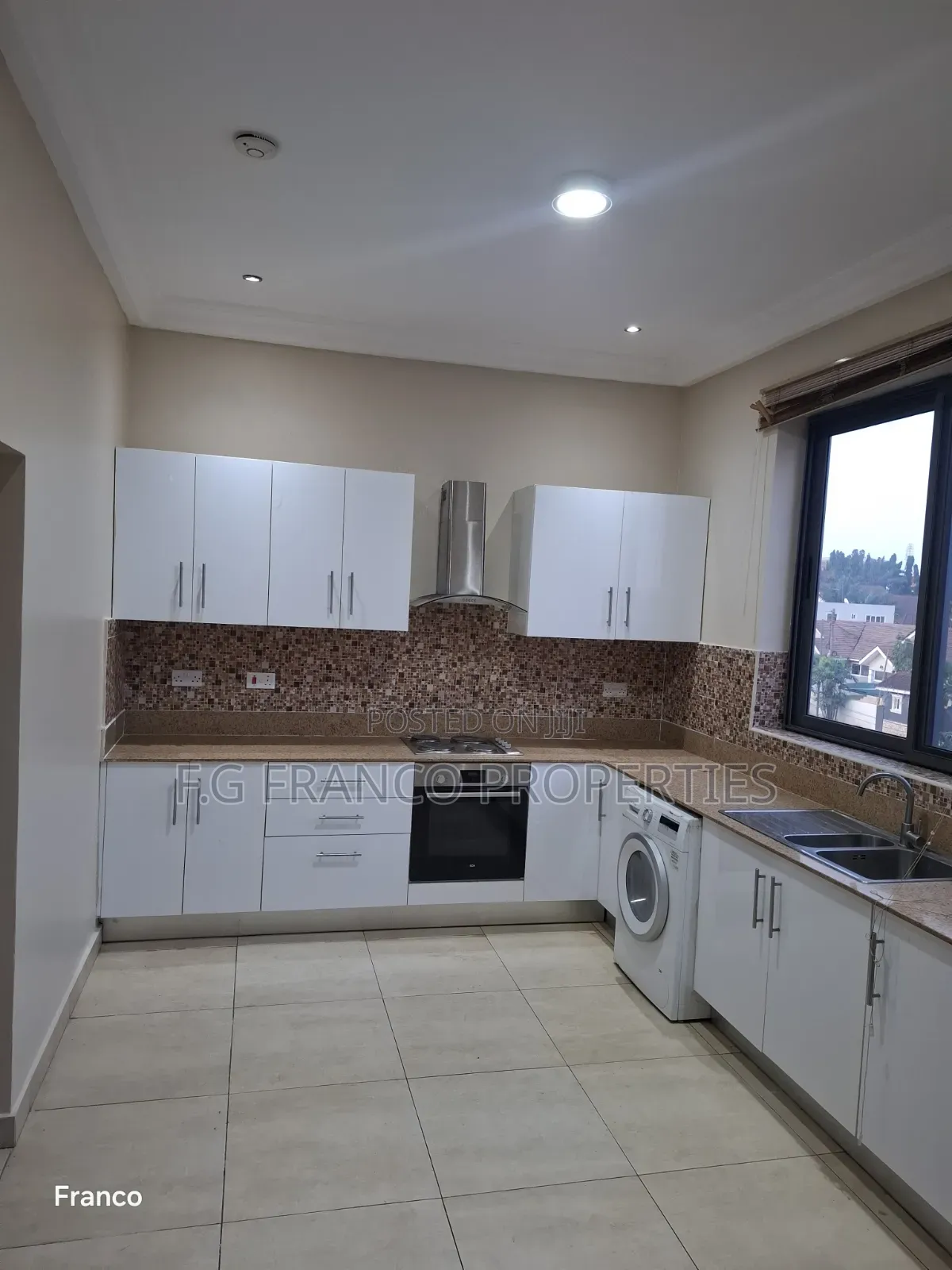 2bdrm Apartment in Kg. Franco, Airport Residential Area for rent