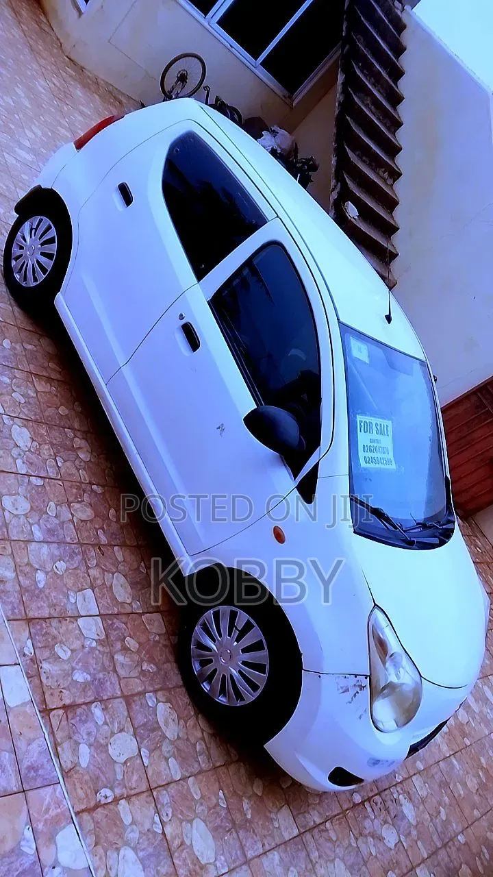 Suzuki Alto 1.0 2010 White