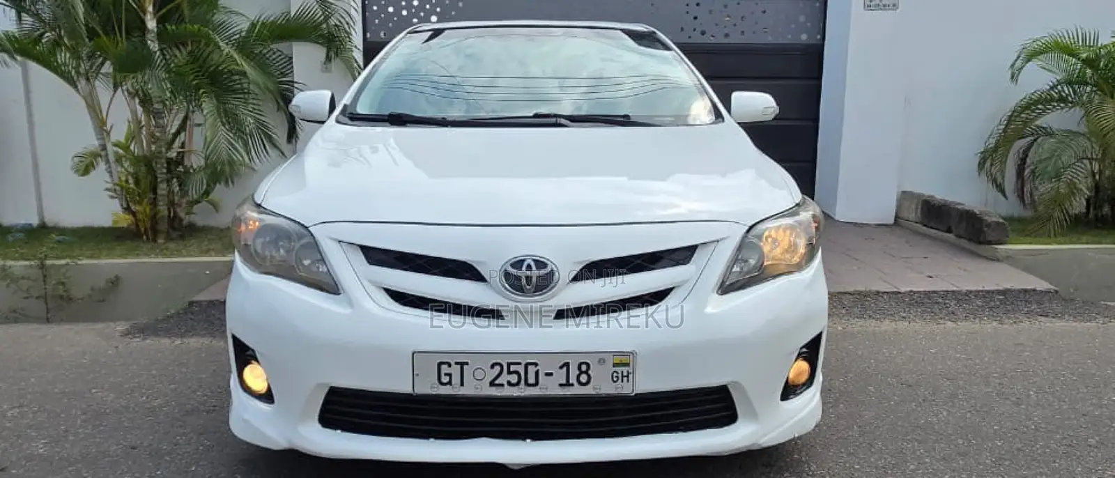 Toyota Corolla 2012 White