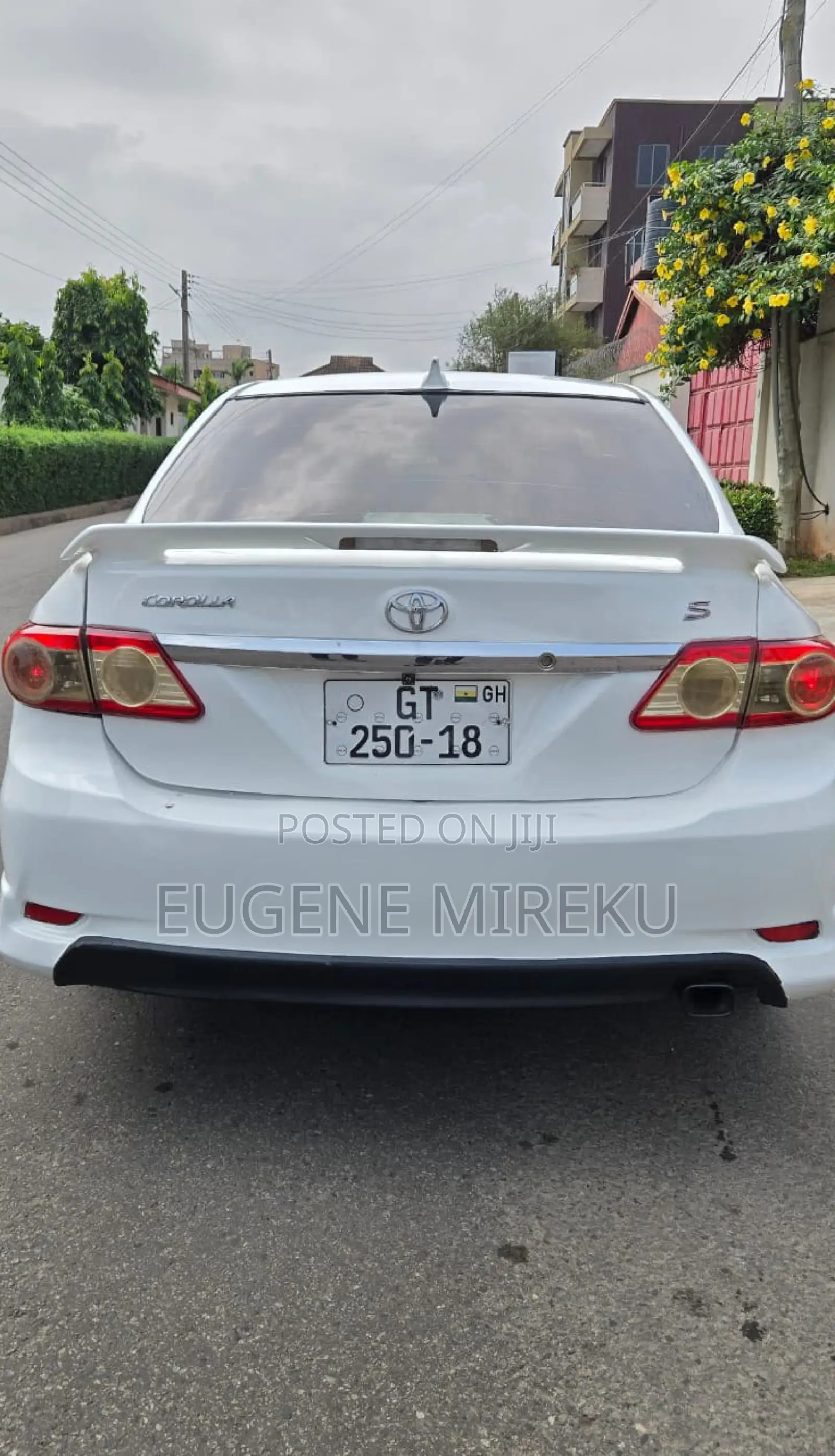 Toyota Corolla 2012 White