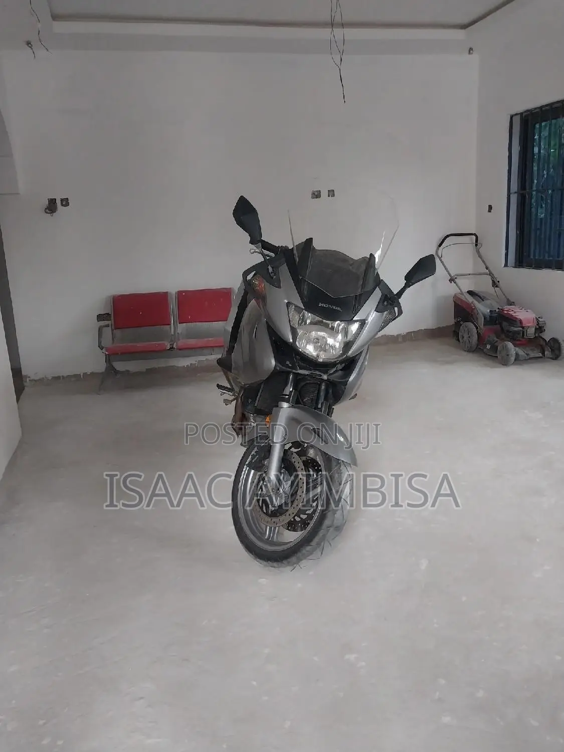 Honda NC700X 2010 Silver